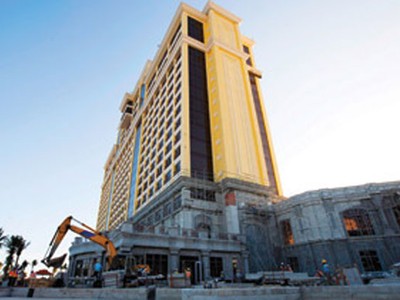 Canh bạc ở Hồ Tràm